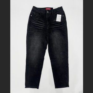 BRAND NEW GUESS CLASSIC MOM JEANS